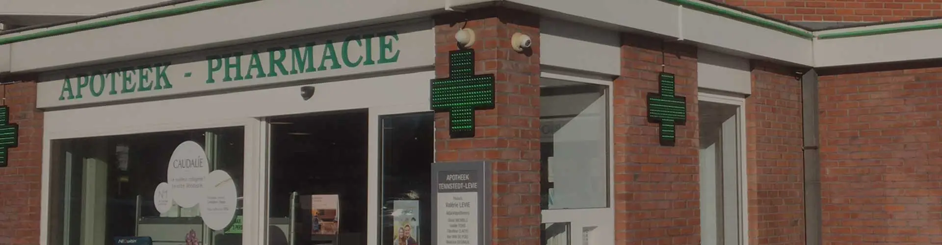 Tennstedt-Levie Pharmacy offers professional service with ZKONG ESL