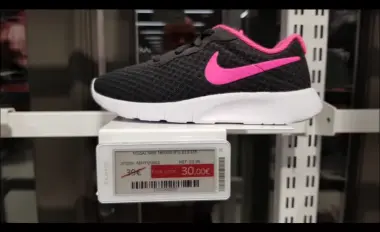 Digitization of Sports Goods Retail: Case of ZKONG & Zakcret
