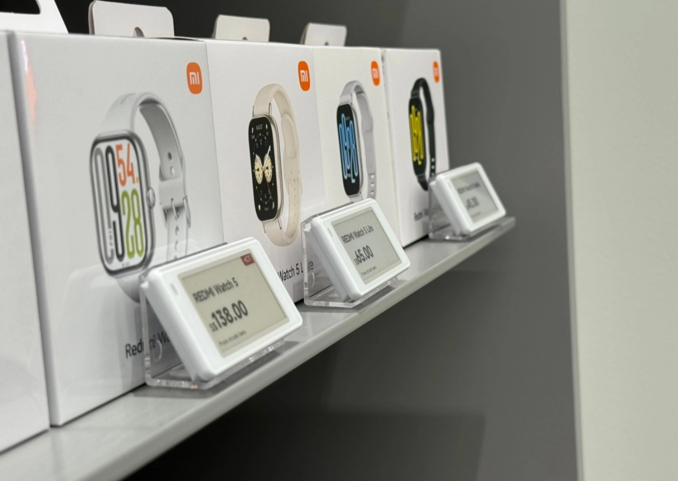 Electronic Shelf Labels & Digital Signage for Consumer Electronics Stores