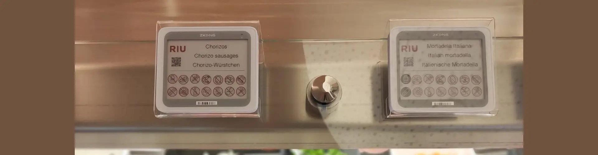 RIU Brings Real-Time Information to Hotel Dining Displays