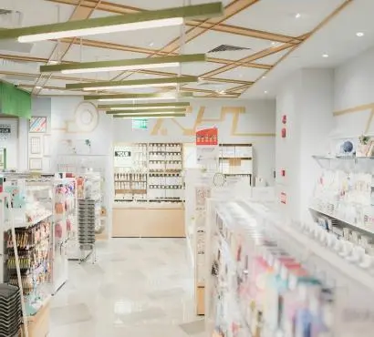 Digital Pharmacy Solutions | Pharmacy ESL & Digital Signage