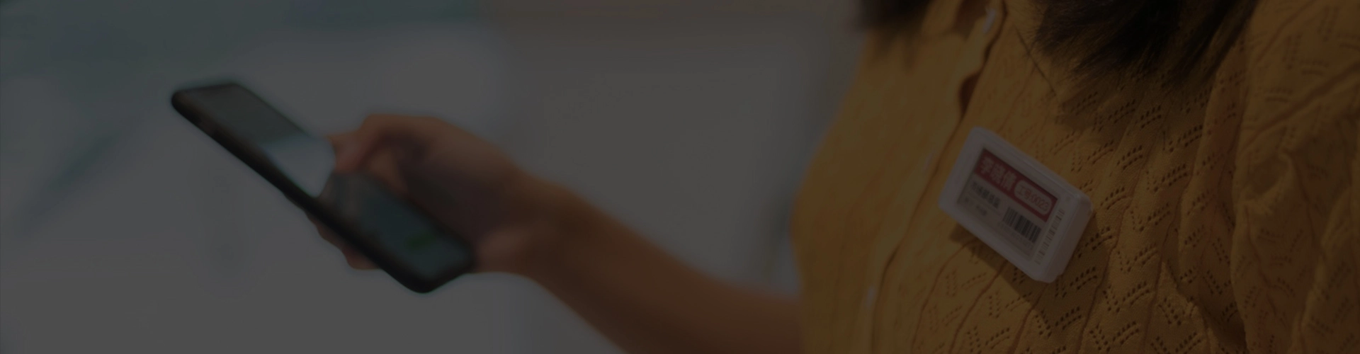 E-ink Digital Nameplates for Modern Offices