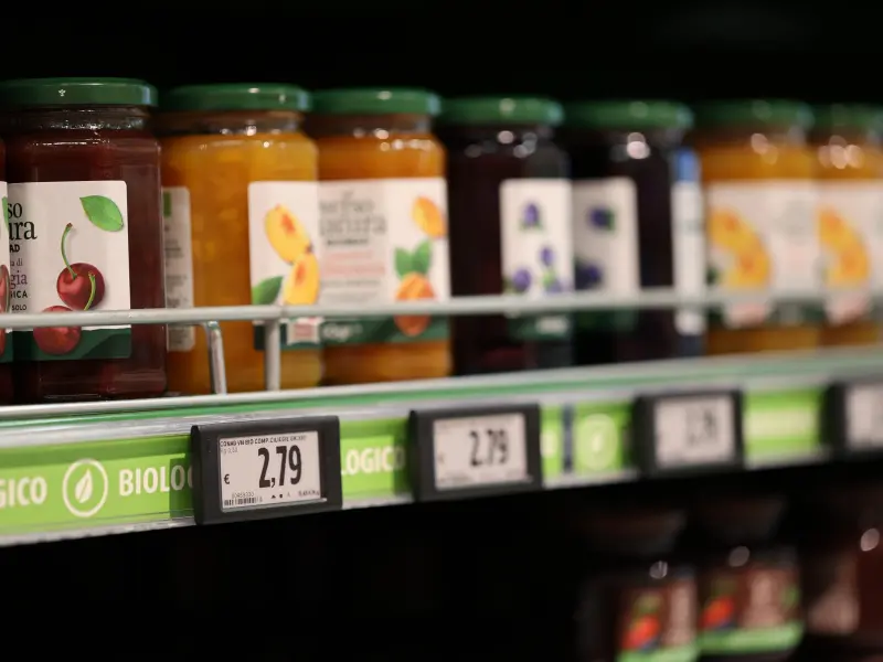 Real-Time Price Updates Across Grocery Shelves